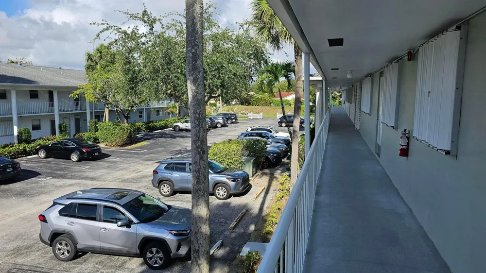 2620 SW 22ND AVENUE #1004 Delray Beach, FL 33445