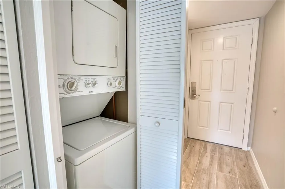 600 Neapolitan Way #223 Naples, FL 34103