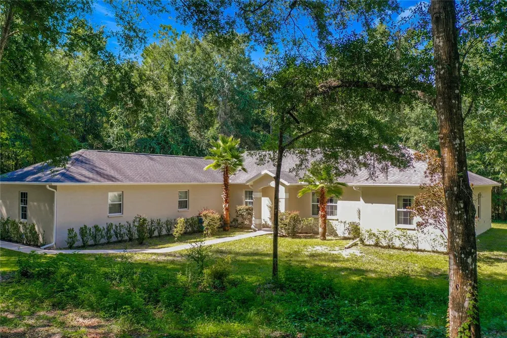 10620 NE 104TH CIRCLE Oxford, FL 34484