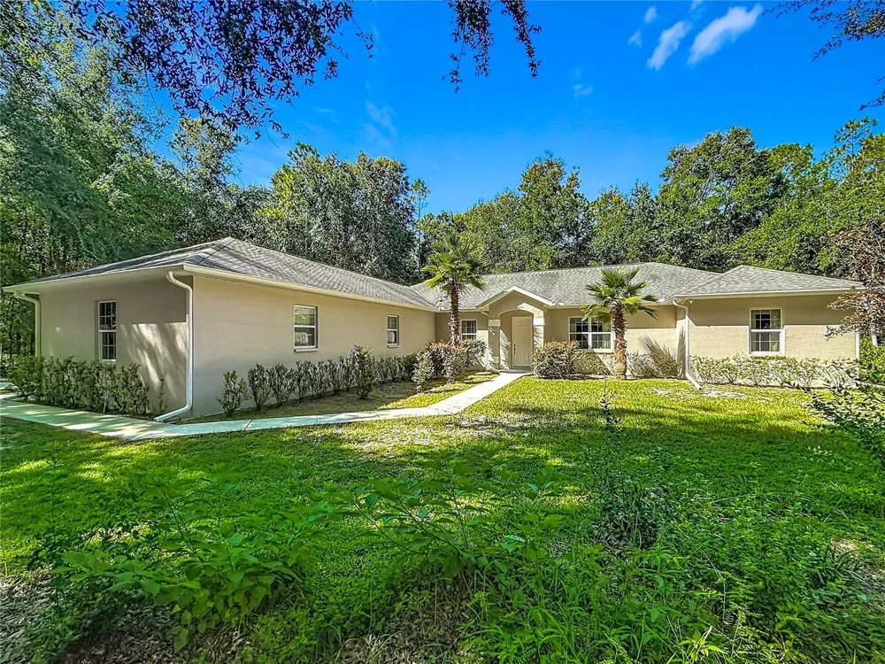 10620 NE 104TH CIRCLE Oxford, FL 34484