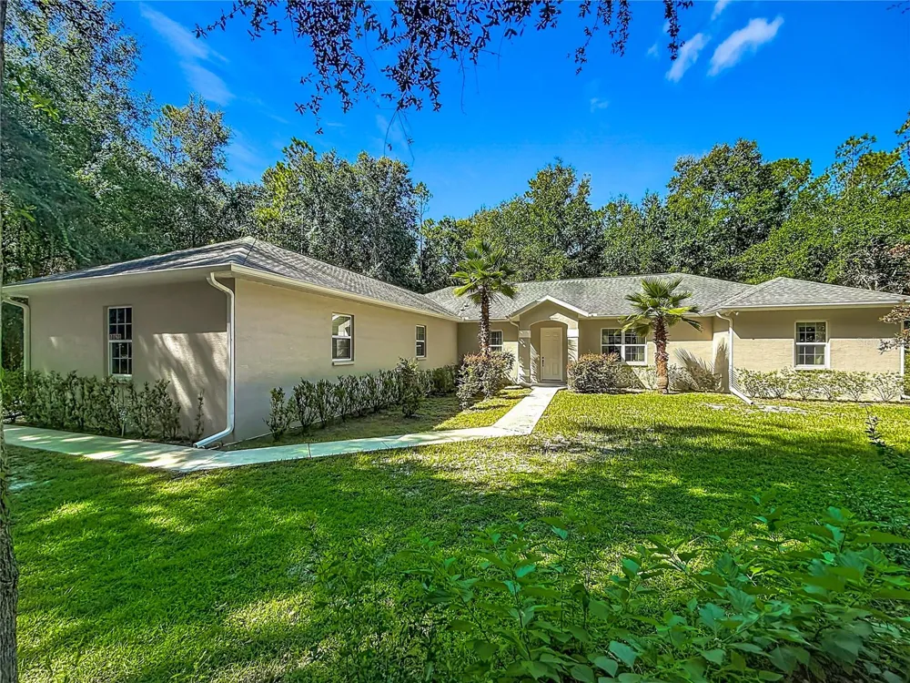 10620 NE 104TH CIRCLE Oxford, FL 34484