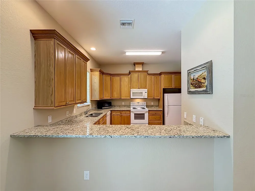 10620 NE 104TH CIRCLE Oxford, FL 34484