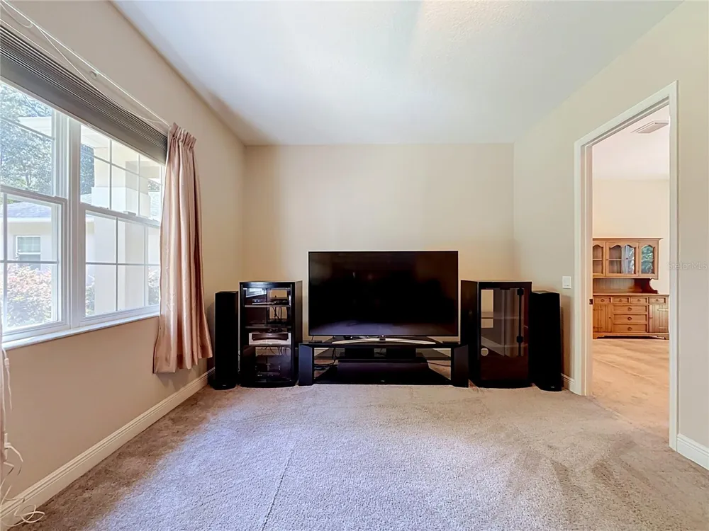 10620 NE 104TH CIRCLE Oxford, FL 34484