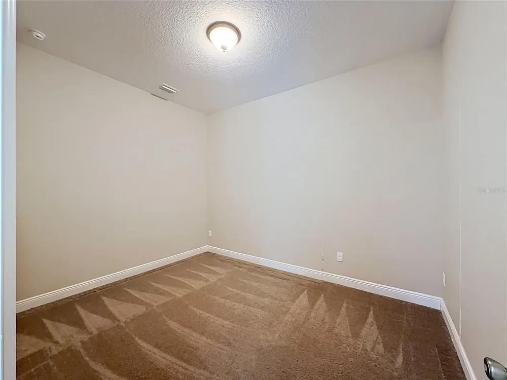 10620 NE 104TH CIRCLE Oxford, FL 34484
