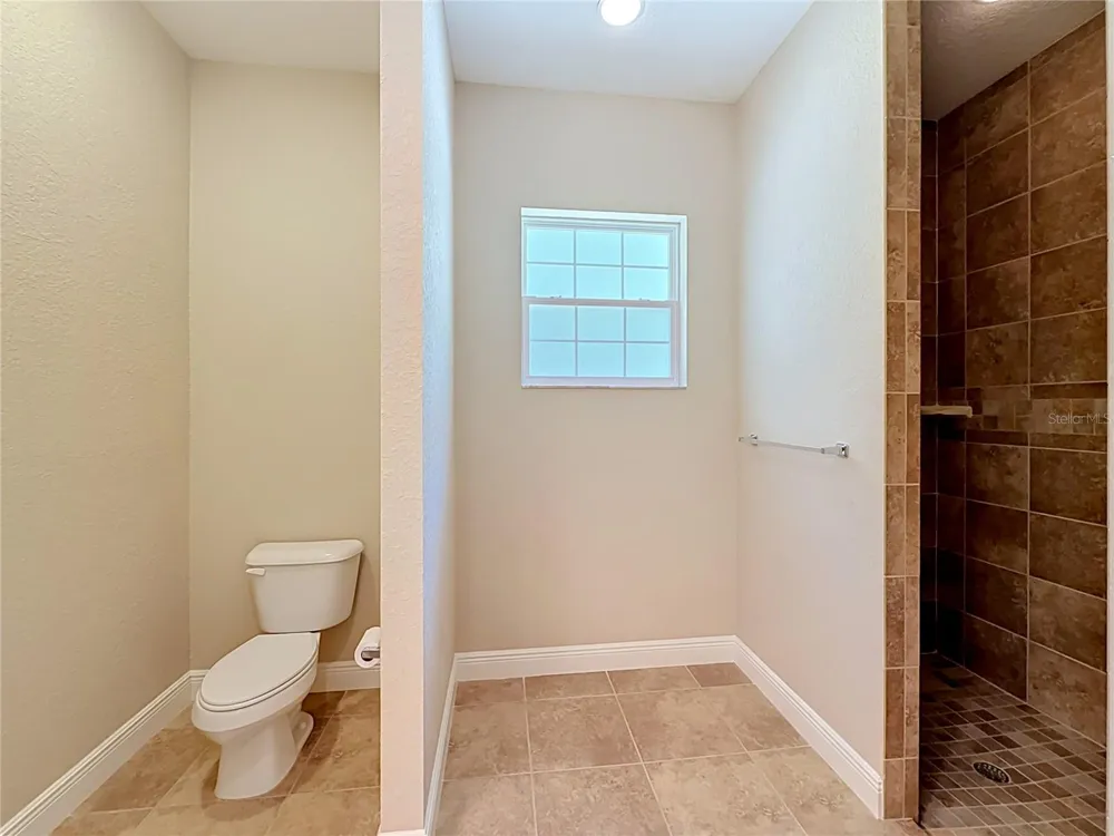 10620 NE 104TH CIRCLE Oxford, FL 34484