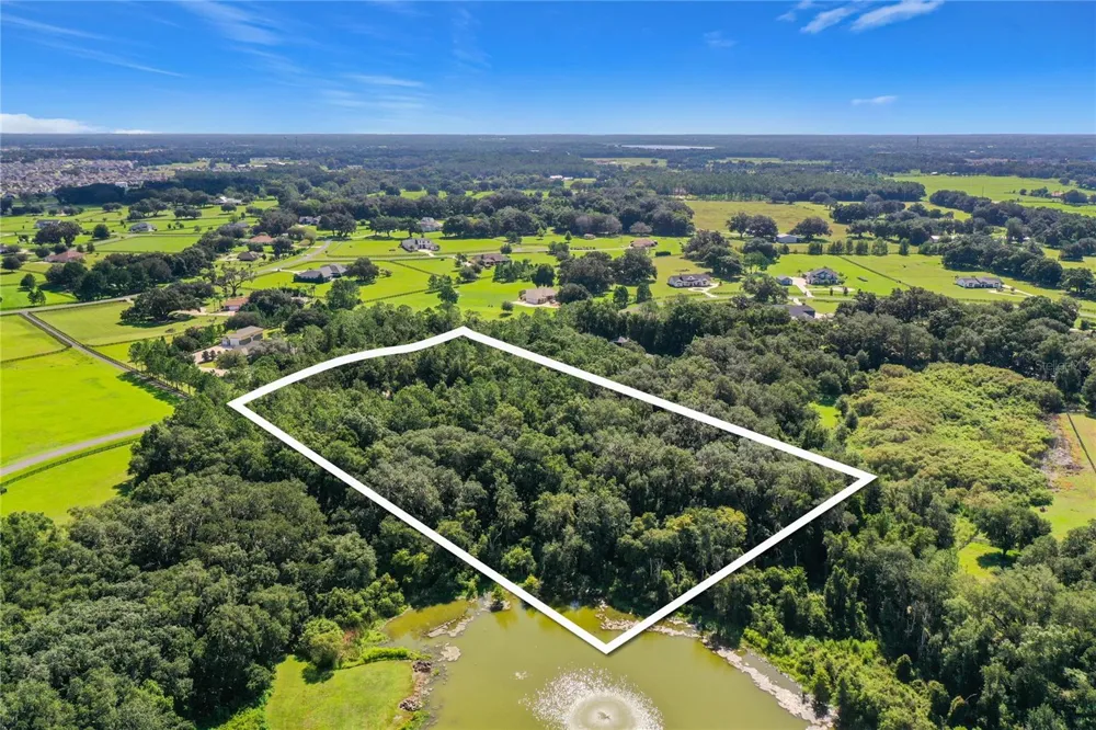 10620 NE 104TH CIRCLE Oxford, FL 34484