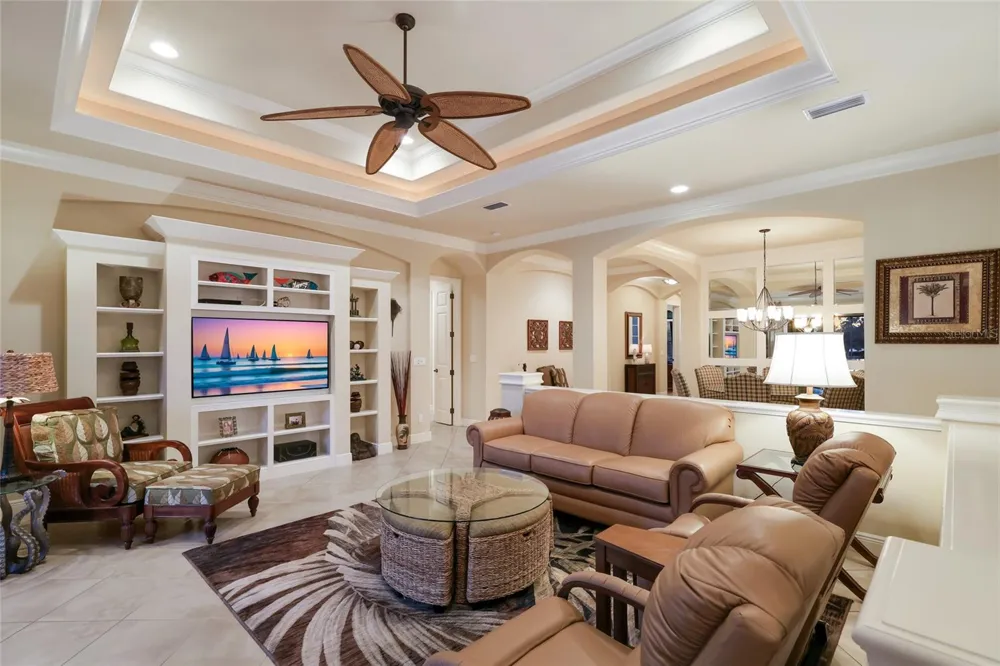 15403 HELMSDALE PLACE Lakewood Ranch, FL 34202