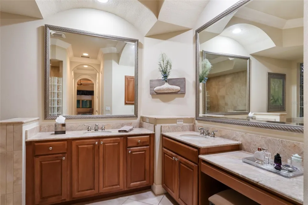 15403 HELMSDALE PLACE Lakewood Ranch, FL 34202