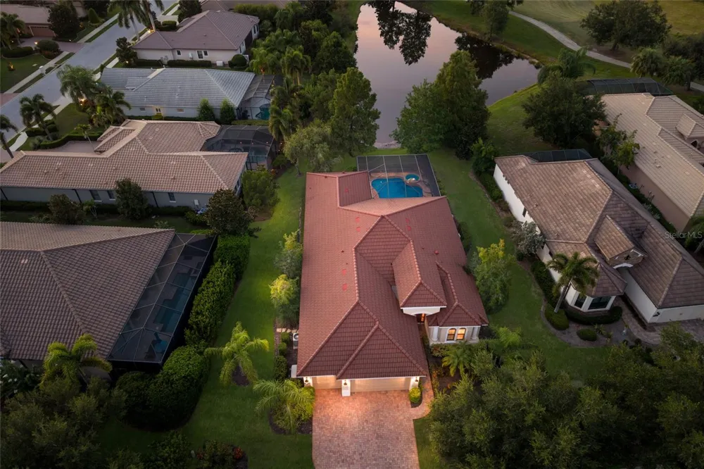15403 HELMSDALE PLACE Lakewood Ranch, FL 34202