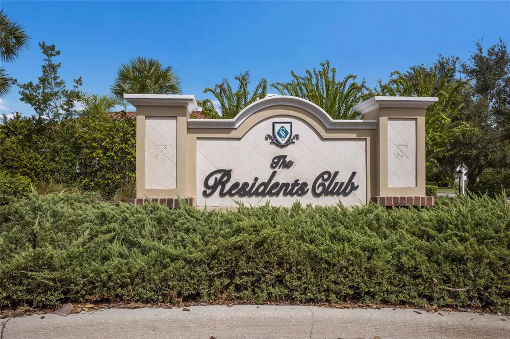 15403 HELMSDALE PLACE Lakewood Ranch, FL 34202