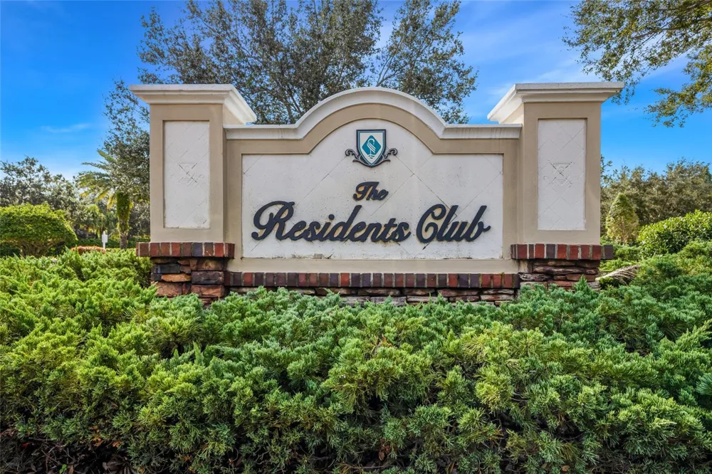 15403 HELMSDALE PLACE Lakewood Ranch, FL 34202
