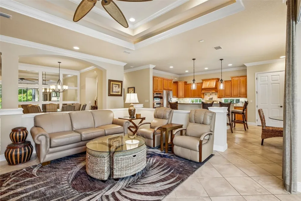 15403 HELMSDALE PLACE Lakewood Ranch, FL 34202