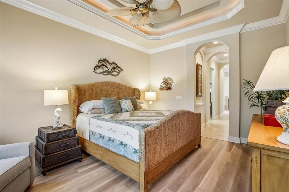 15403 HELMSDALE PLACE Lakewood Ranch, FL 34202