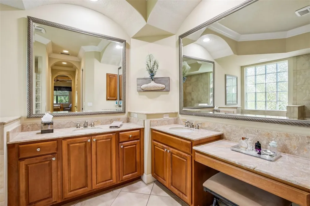 15403 HELMSDALE PLACE Lakewood Ranch, FL 34202