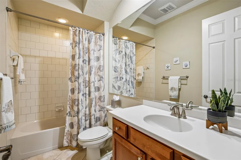 15403 HELMSDALE PLACE Lakewood Ranch, FL 34202