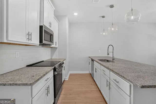 215 Maddux ST Fayetteville, GA 30214