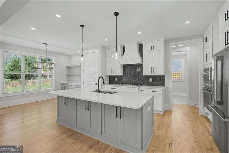 133 W Putnam Ferry RD Woodstock, GA 30189