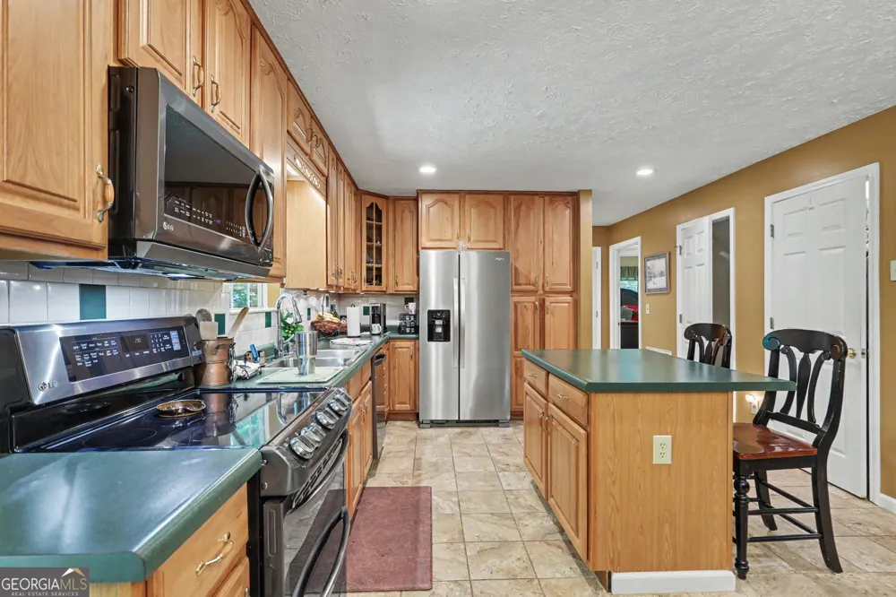 75 Juniper TRL Clayton, GA 30525