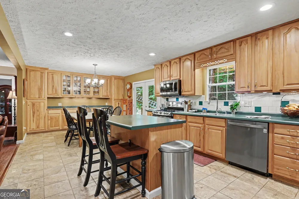 75 Juniper TRL Clayton, GA 30525