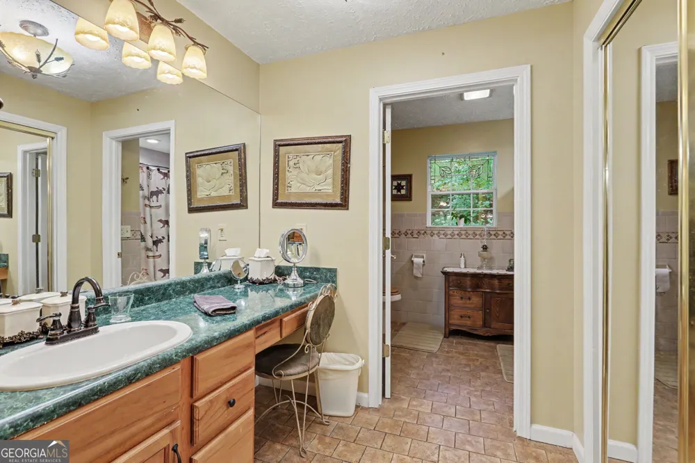 75 Juniper TRL Clayton, GA 30525
