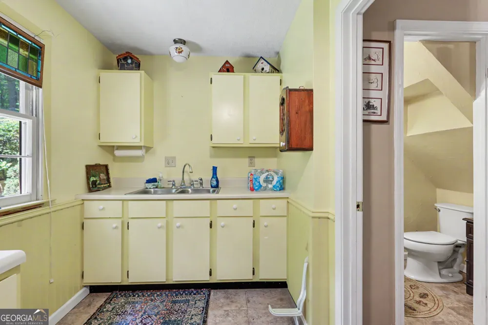 75 Juniper TRL Clayton, GA 30525