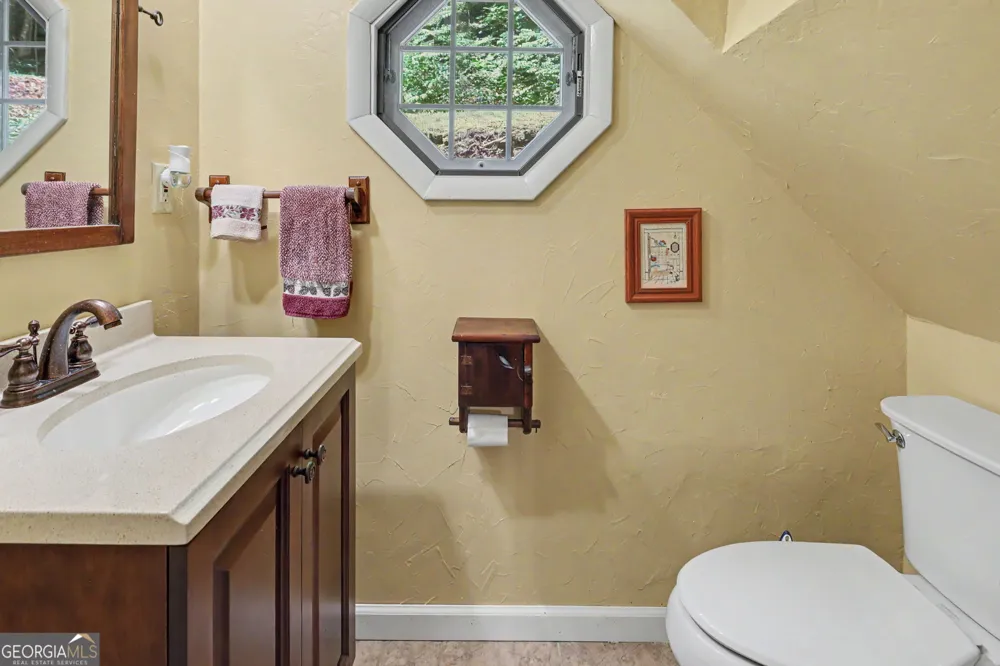 75 Juniper TRL Clayton, GA 30525
