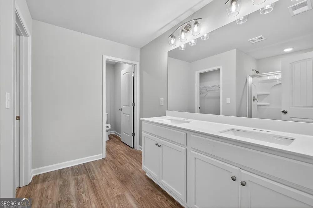2856 Lillian LN Douglasville, GA 30135