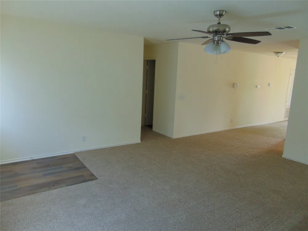 15209 Bullace Street Austin, TX 78724