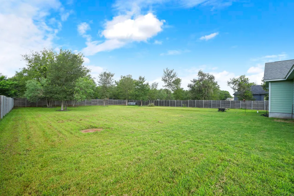 125 Naalehu Court Bastrop, TX 78602