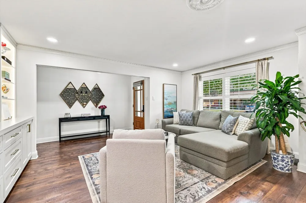 614 Parkview Lane Richardson, TX 75080