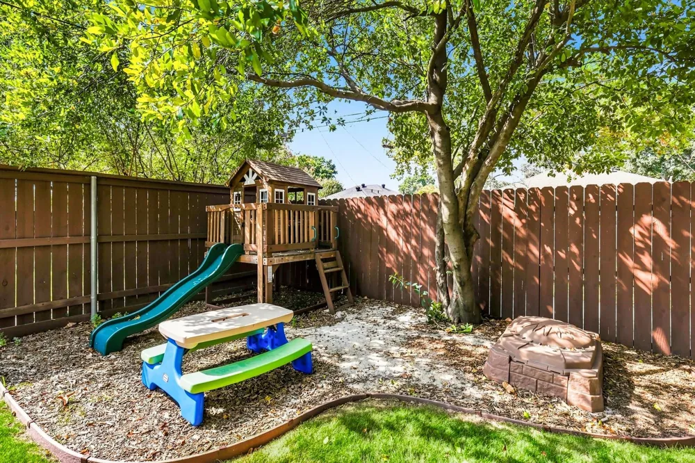614 Parkview Lane Richardson, TX 75080