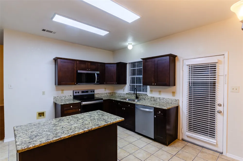 782 Renault Lane Plano, TX 75023