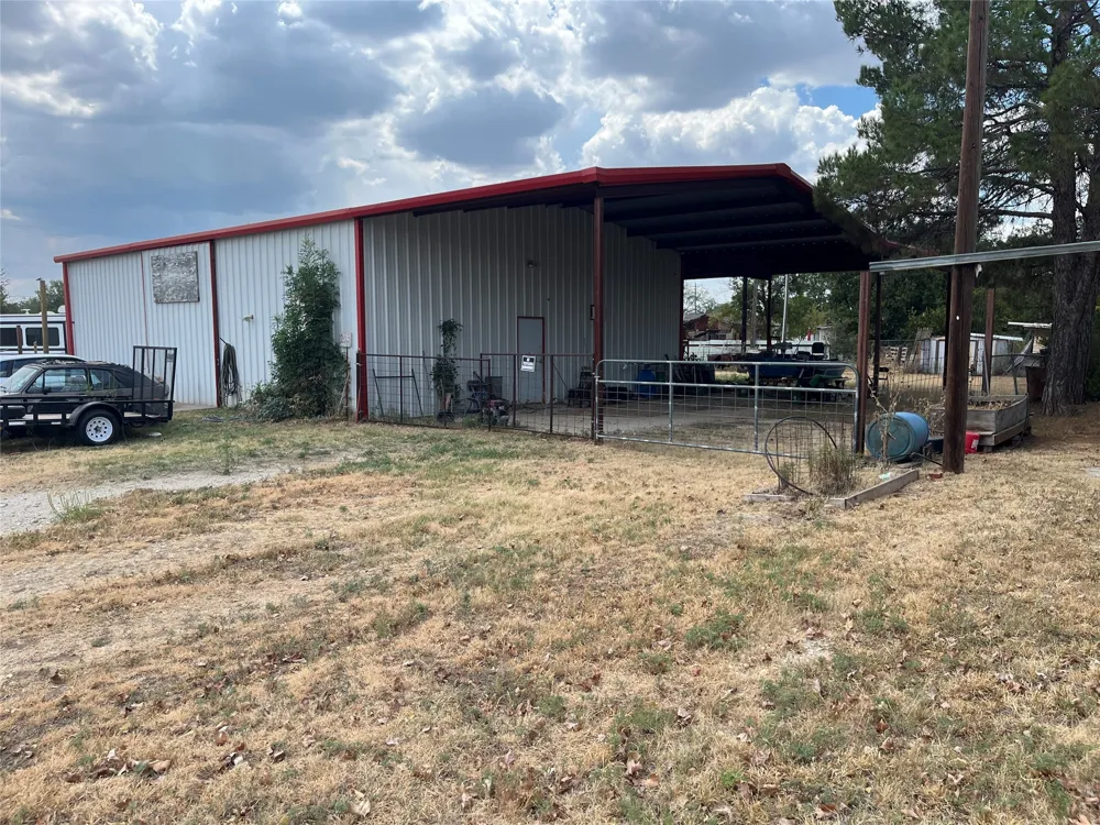 541 E 3rd Street Baird, TX 79504