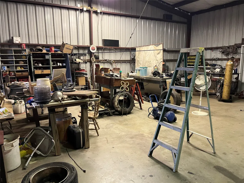 541 E 3rd Street Baird, TX 79504
