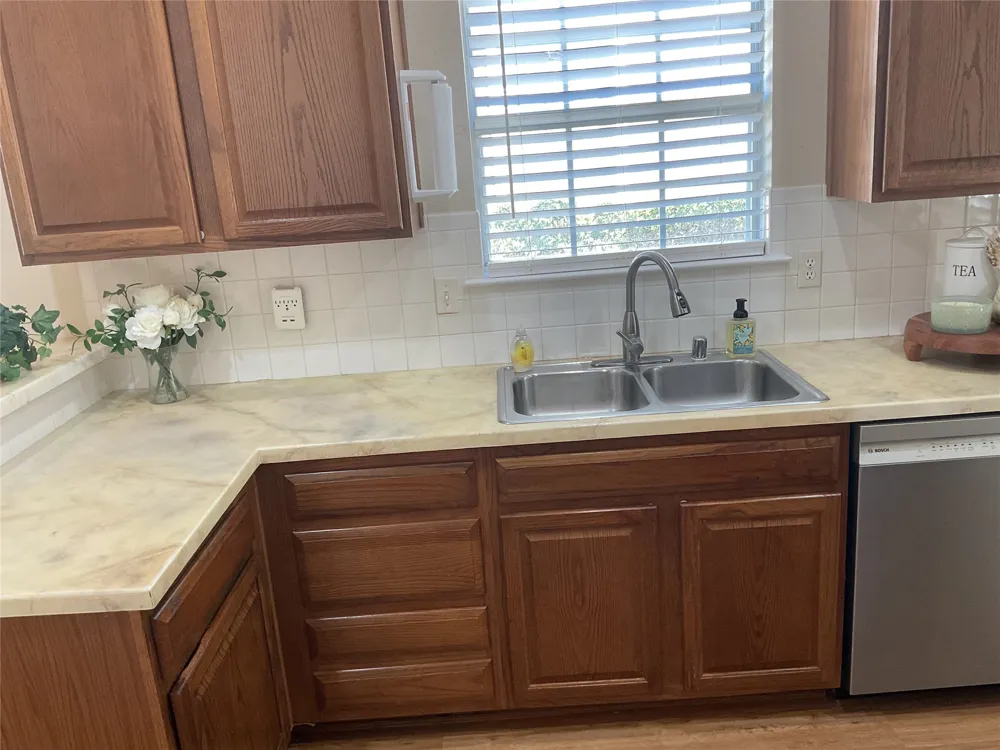 8400 Hickory Street #402 Frisco, TX 75034
