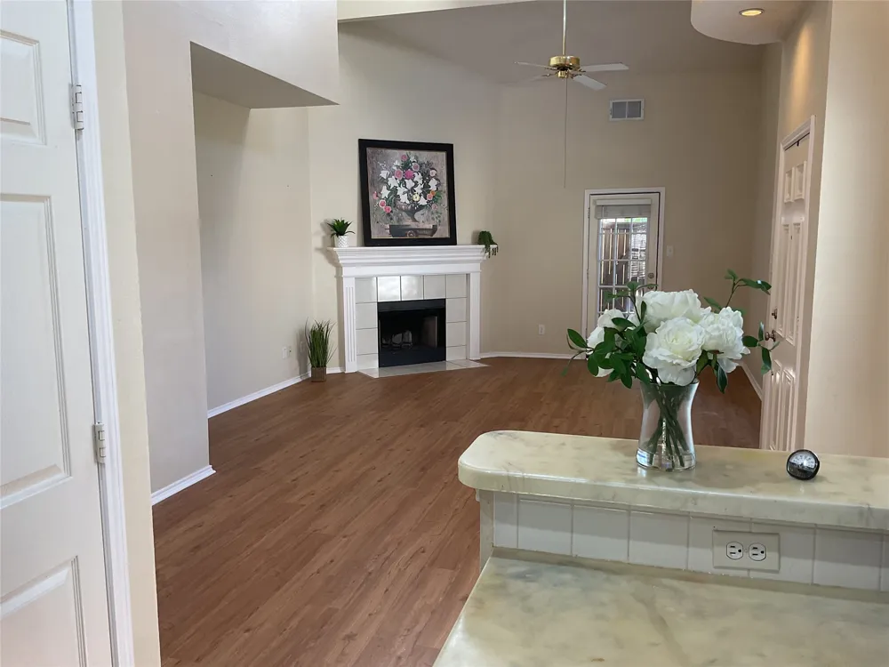 8400 Hickory Street #402 Frisco, TX 75034