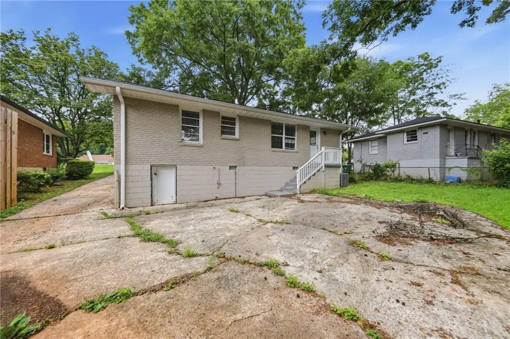 1619 Columbia Drive Decatur, GA 30032