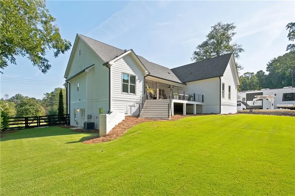 292 Arnold Mill Road Woodstock, GA 30188