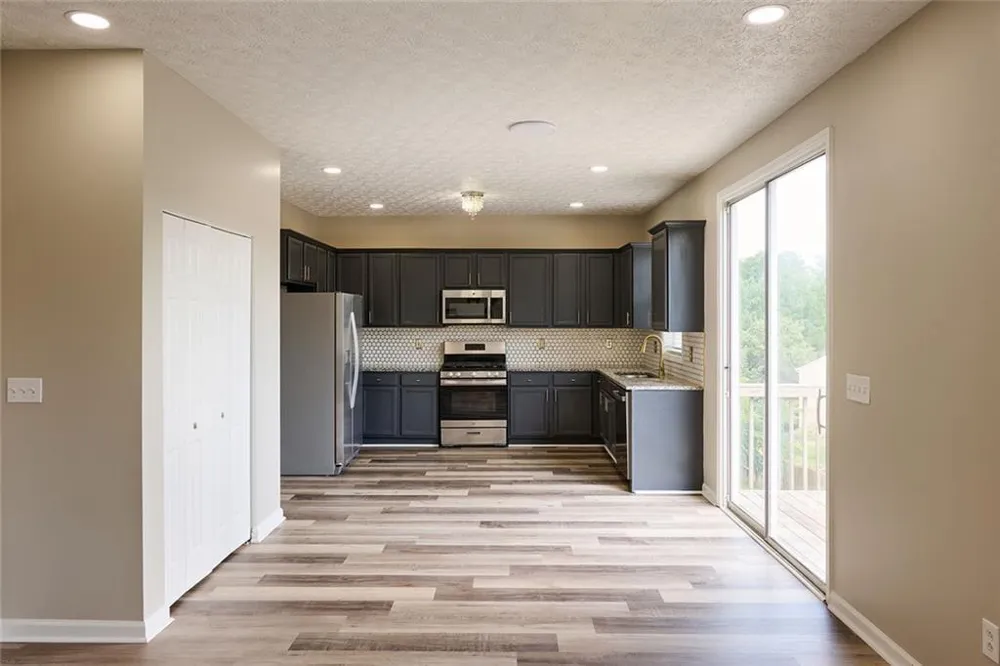311 Park Creek Ridge Woodstock, GA 30188