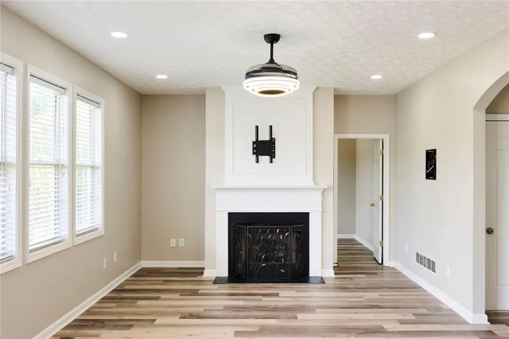 311 Park Creek Ridge Woodstock, GA 30188