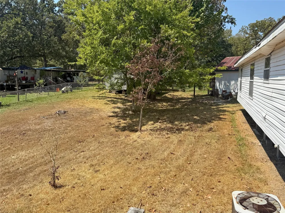 399 Pine Lane Onalaska, TX 77360