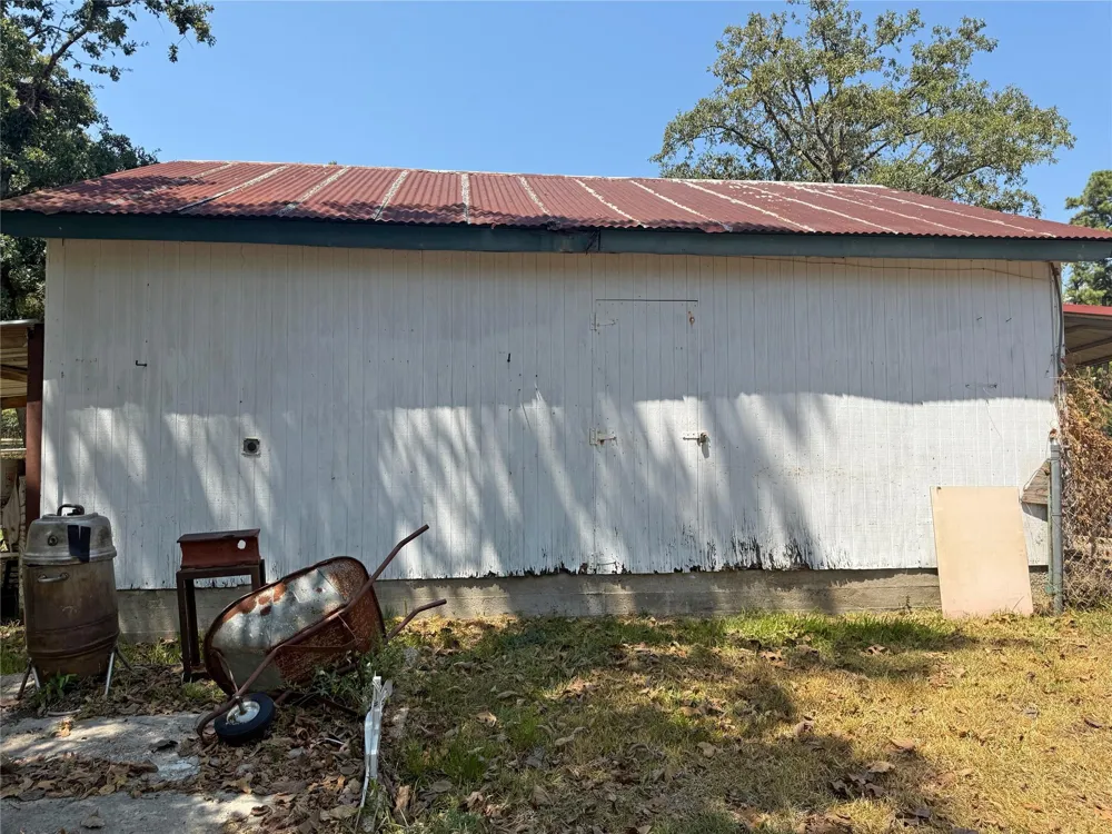 399 Pine Lane Onalaska, TX 77360