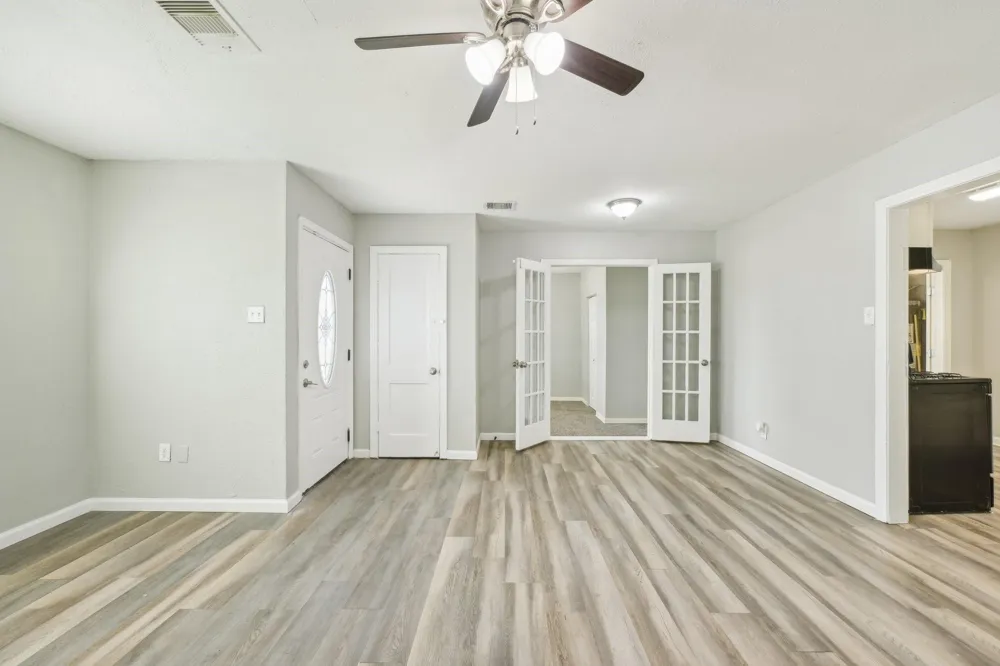 1109 San Felipe Street Angleton, TX 77515