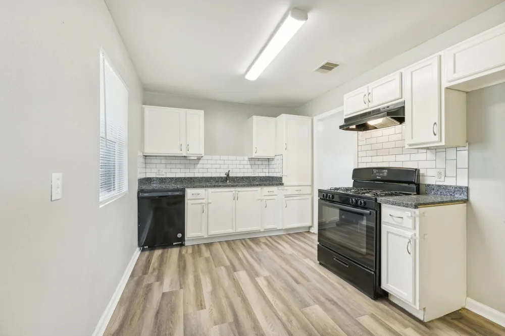 1109 San Felipe Street Angleton, TX 77515