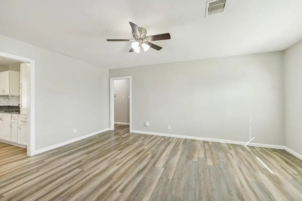 1109 San Felipe Street Angleton, TX 77515