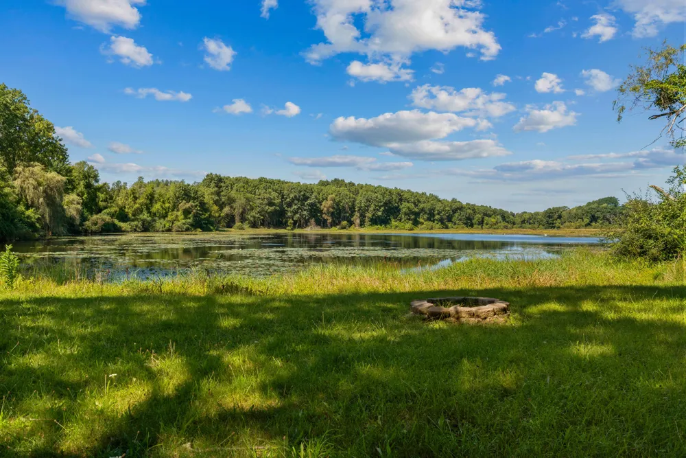 1560 S Hillsdale Road Hillsdale, MI 49242