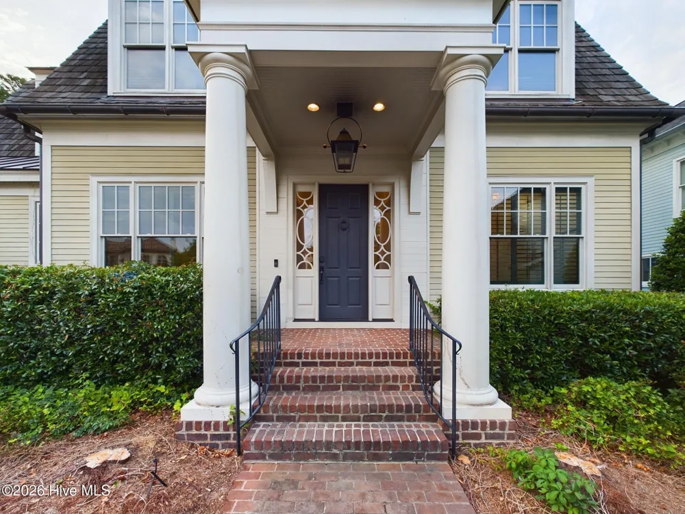 3724 Rolston Drive Raleigh, NC 27609