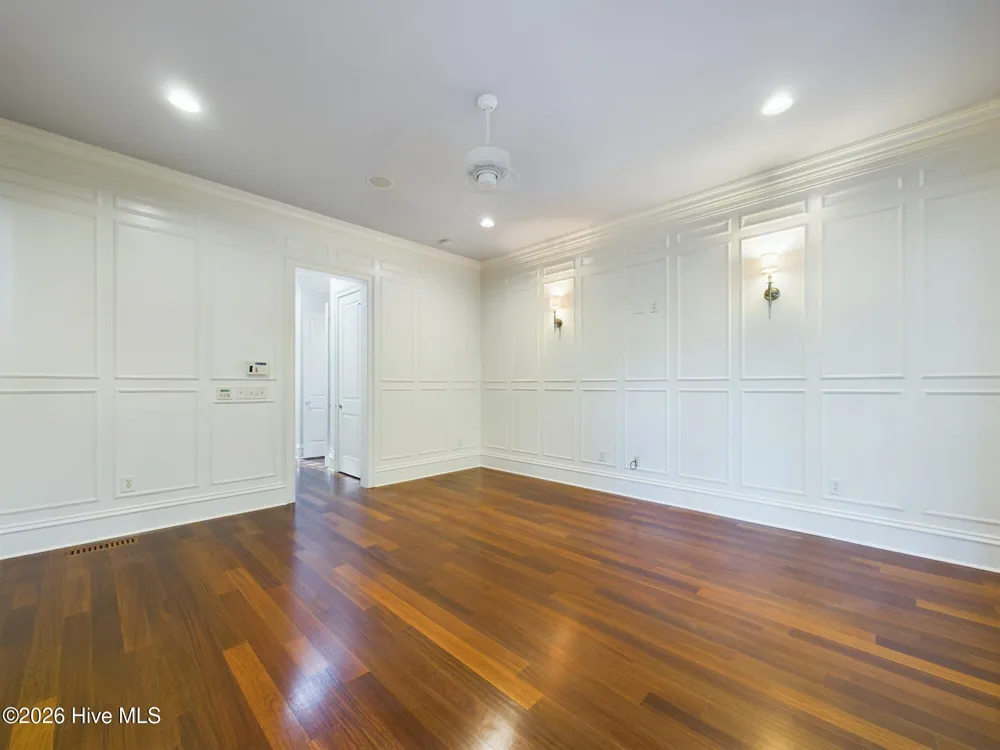 3724 Rolston Drive Raleigh, NC 27609