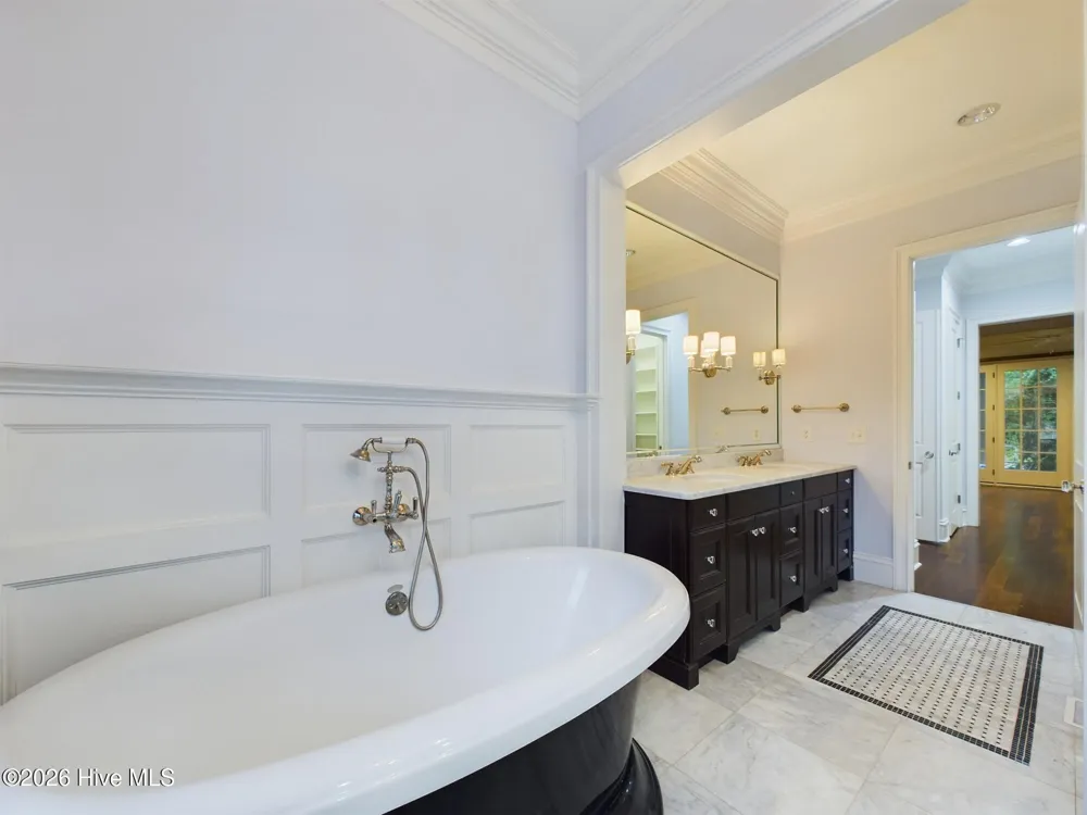 3724 Rolston Drive Raleigh, NC 27609