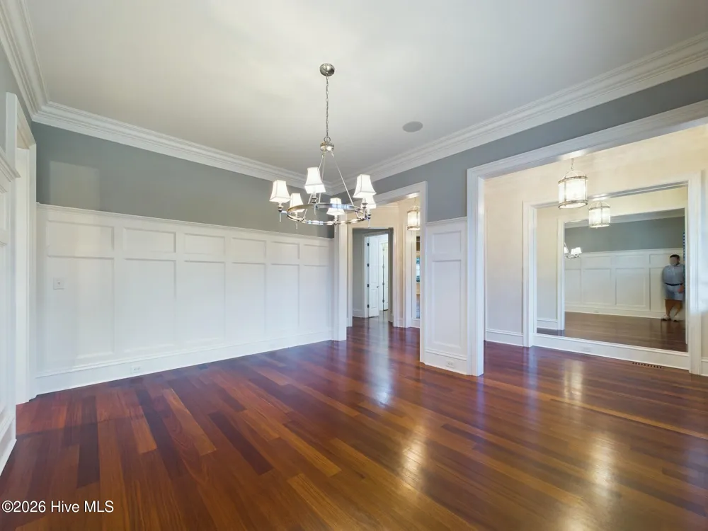 3724 Rolston Drive Raleigh, NC 27609